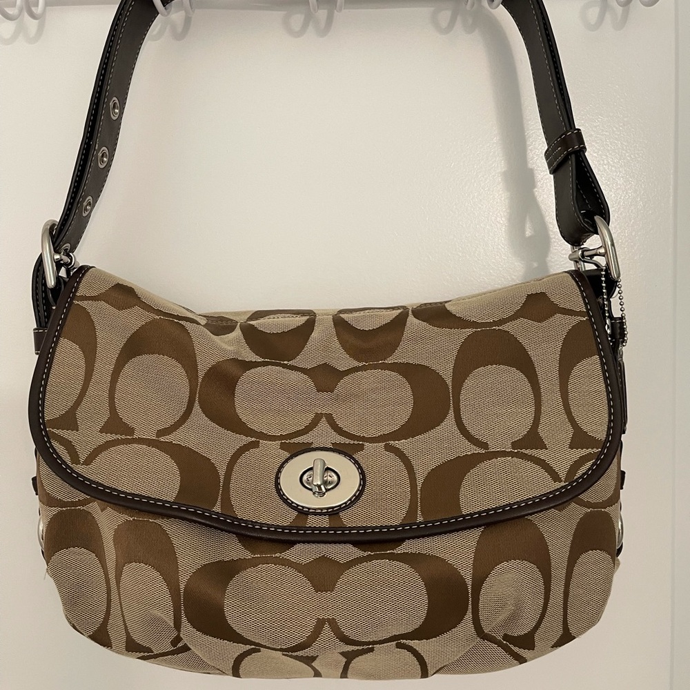 Coach Signature Shoulder Bag. Gently used.